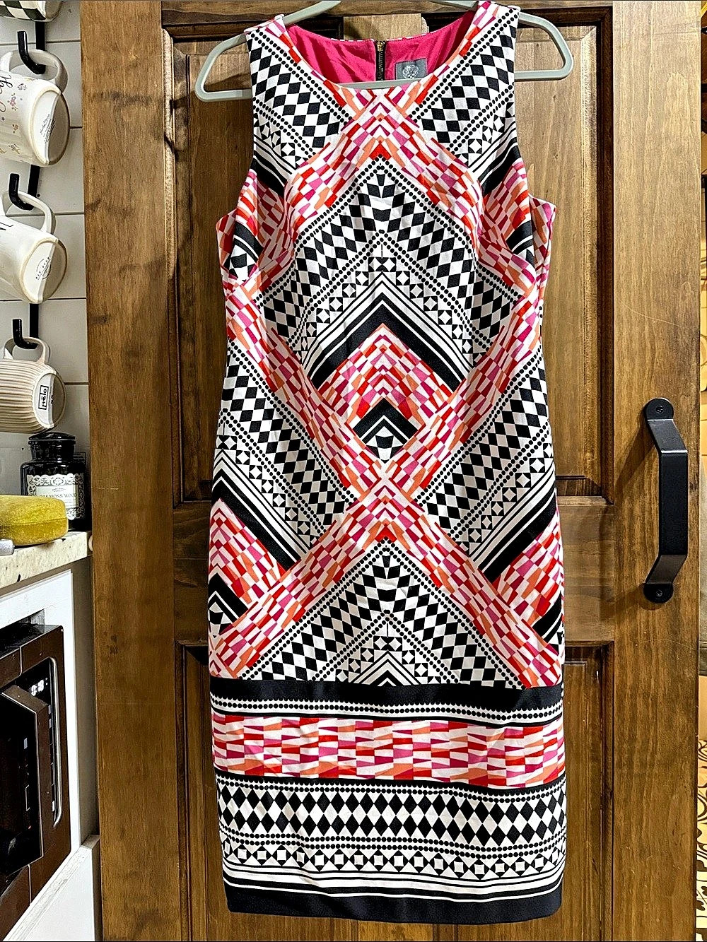 Vince Camuto Geometric Midi Dress in Black & Pink Size 12 Like New